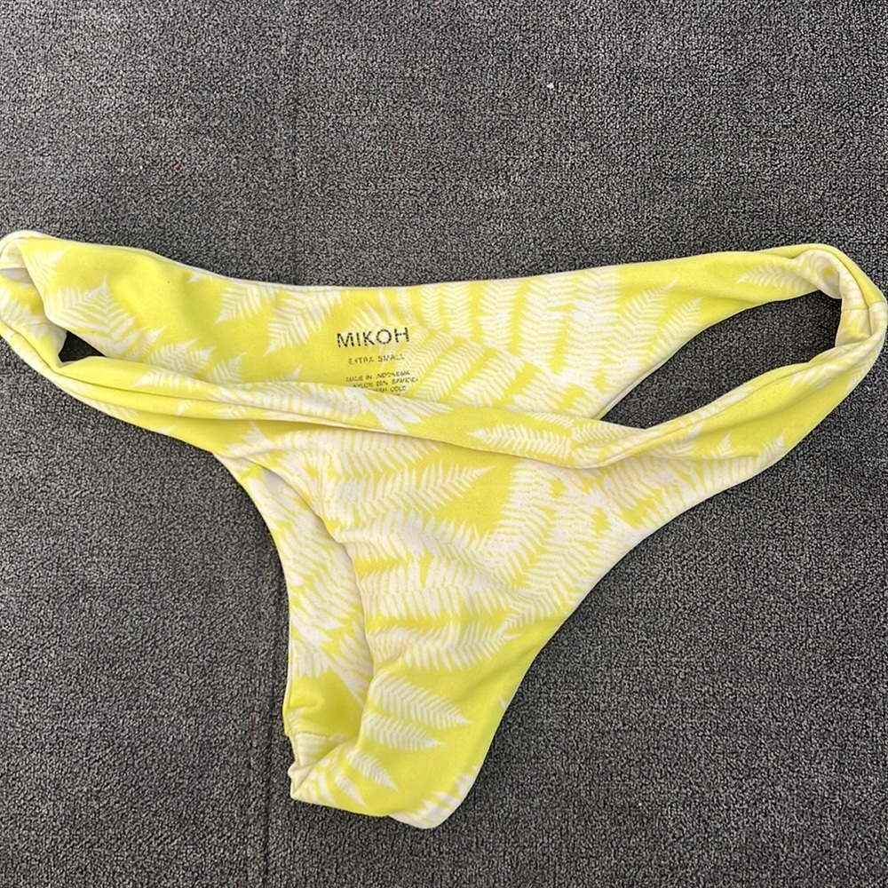Mikoh XS bikini bottoms